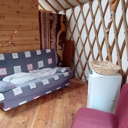 Charmante Yourte Contemporaine Carmaux Ngoại thất bức ảnh